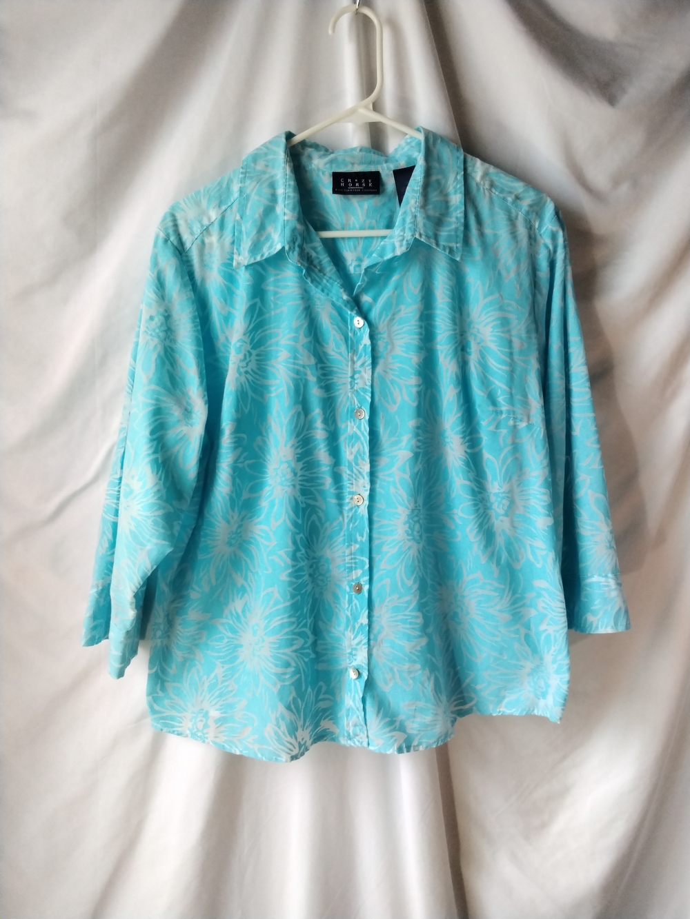 Crazy Horse Liz Claiborne Turquoise Floral Button-Front Blouse